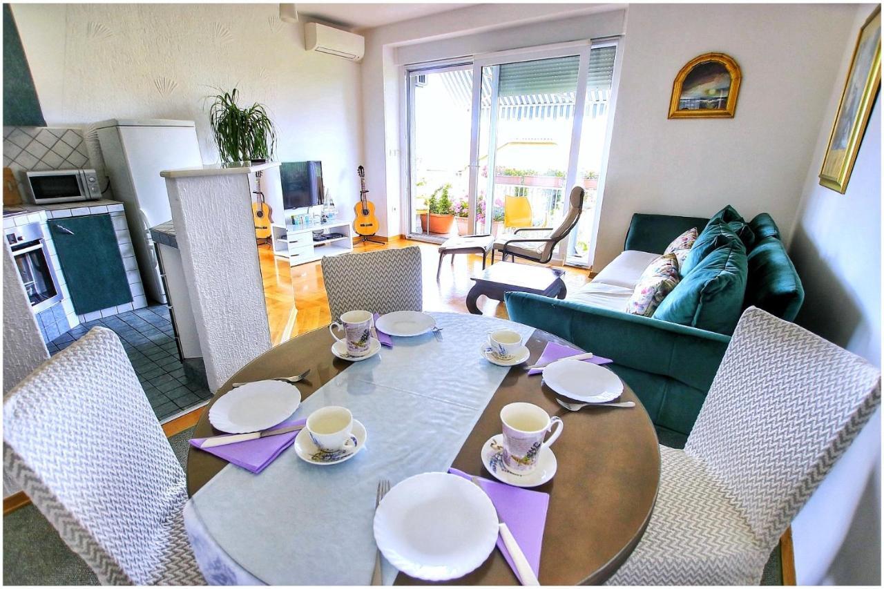 Apartment Balcony Split Bagian luar foto