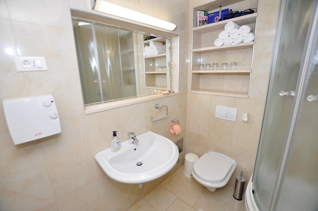Apartment Balcony Split Bagian luar foto