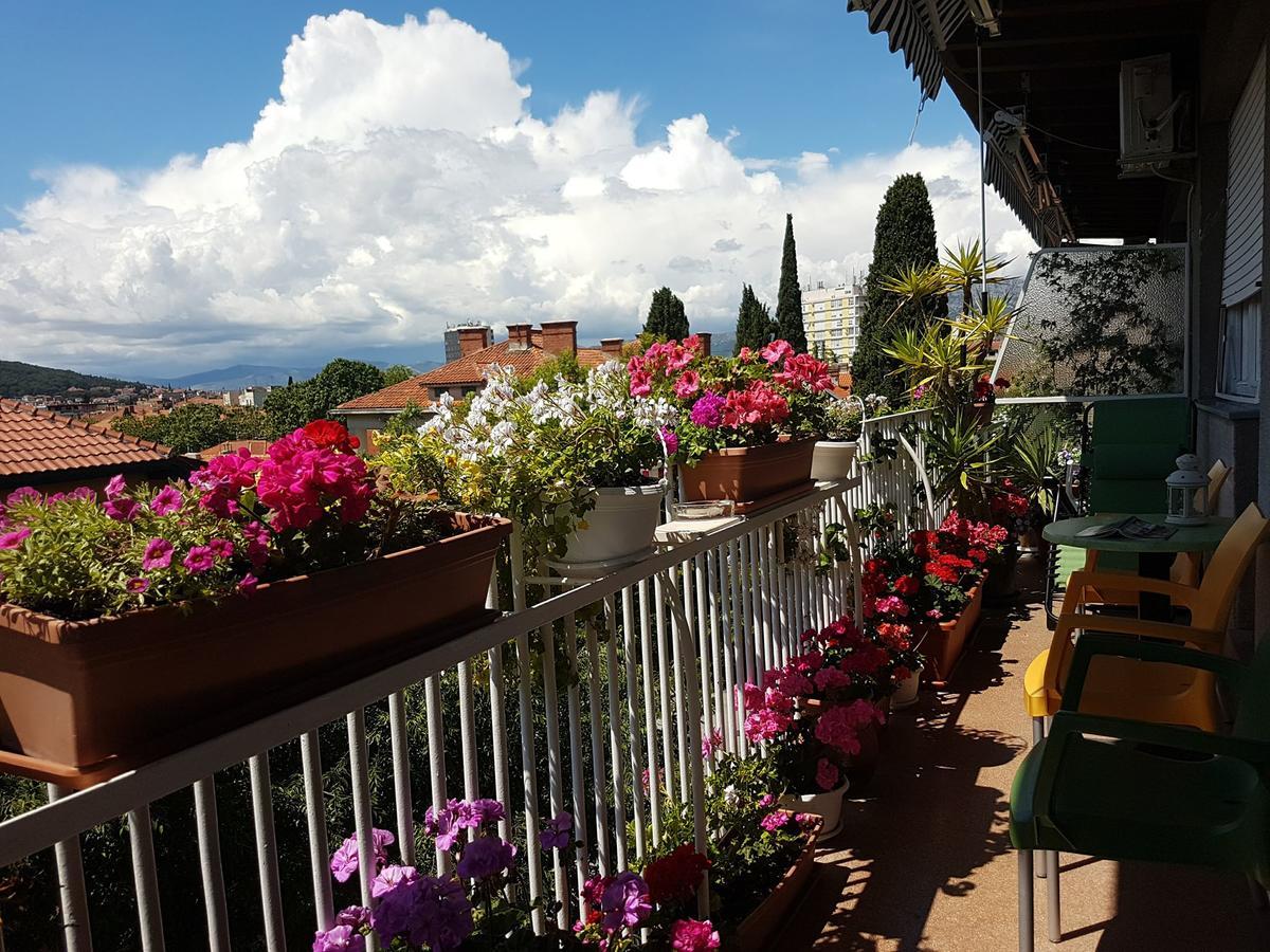 Apartment Balcony Split Bagian luar foto